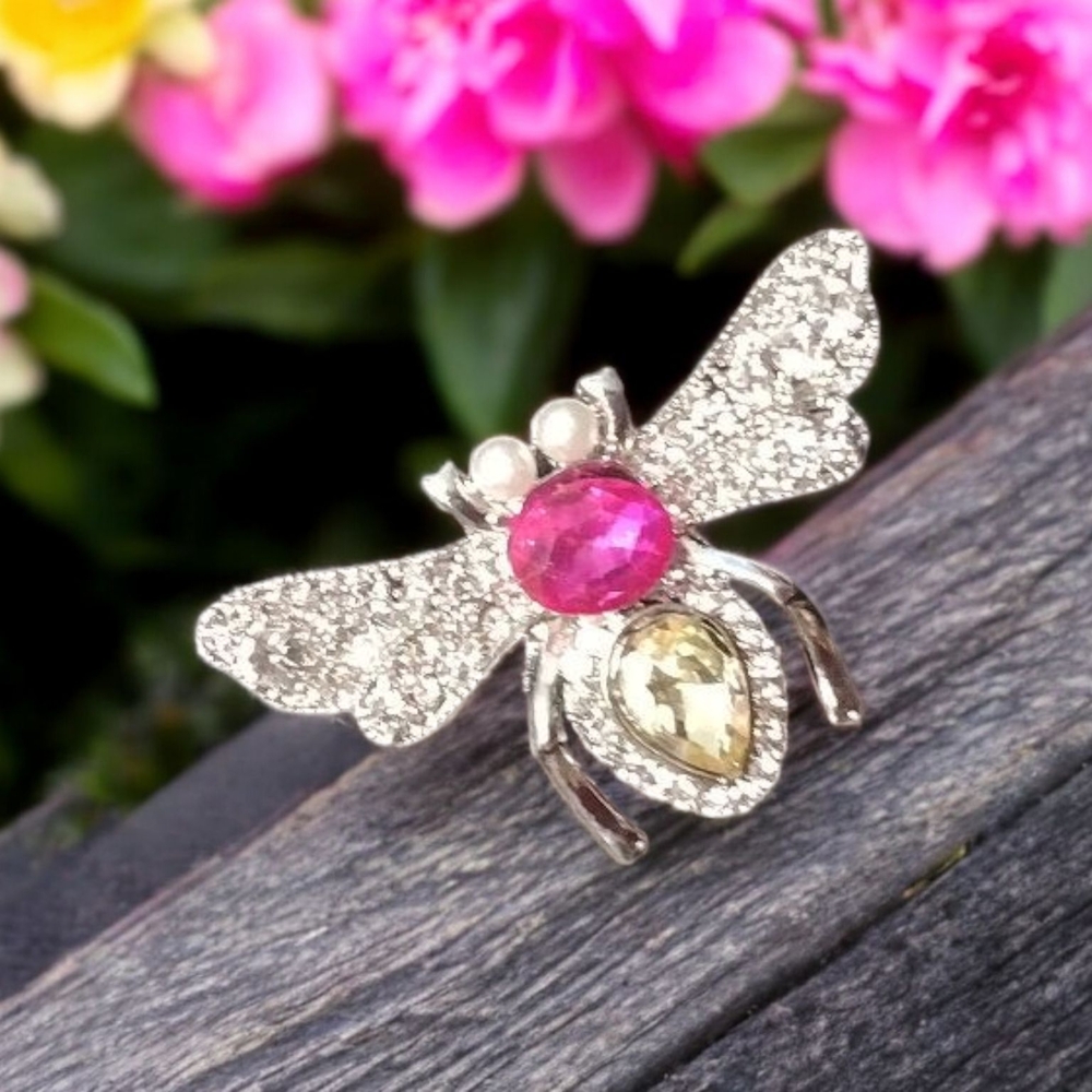 NWT Elegant Silver tone and Pink & Citrine & Clear & Pearl Bee Brooch